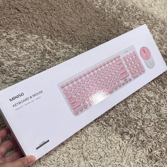 NIB MINISO Wireless Keyboard and Mouse Set Pink - Picture 2 of 8